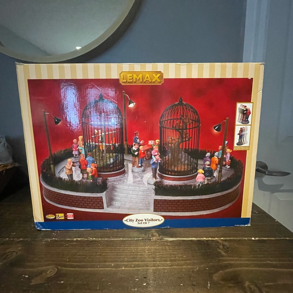 2008 Lemax Village Collection City Zoo Visitors Retired Animated 84854 HAS FLAWs